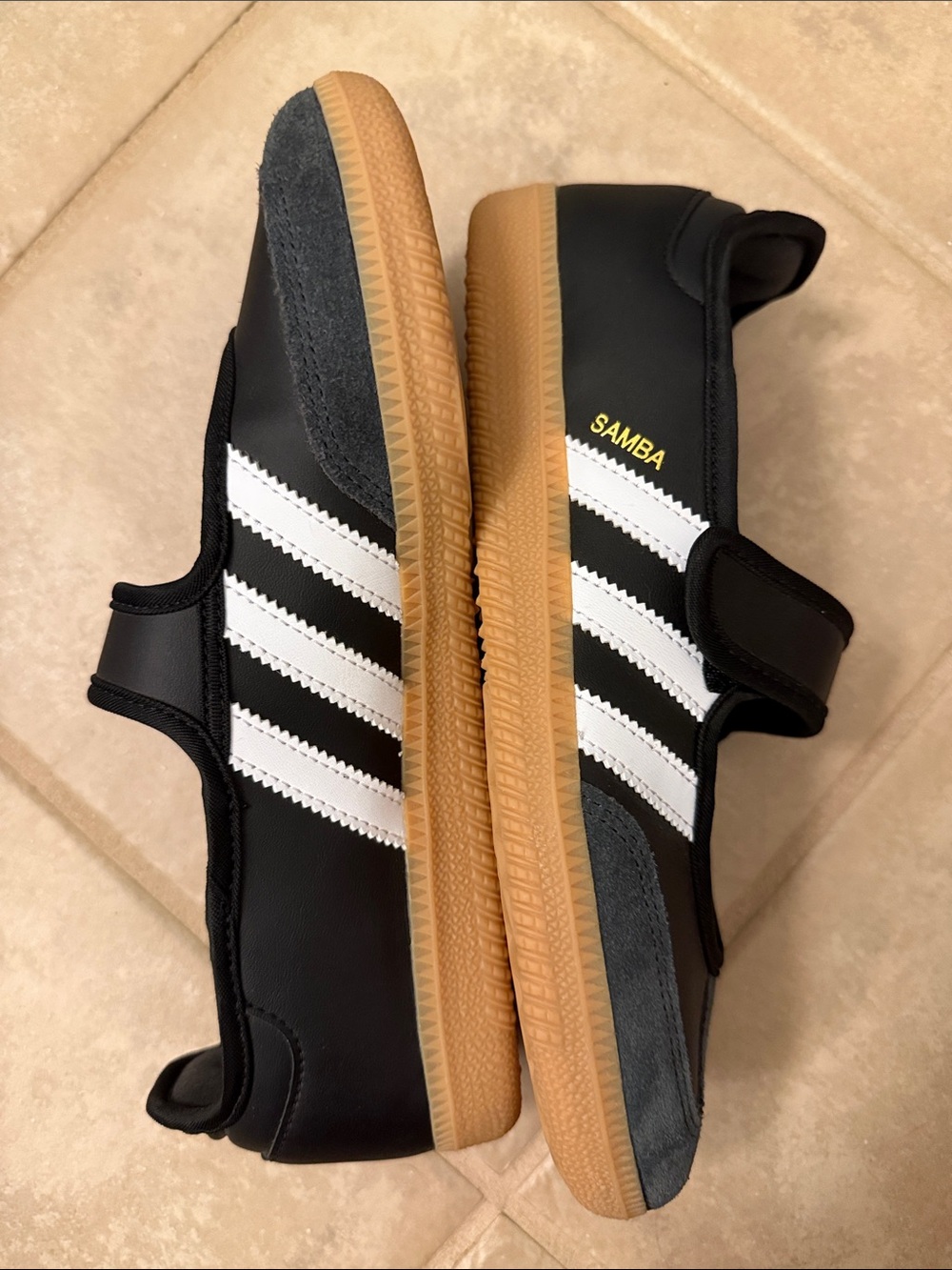 adidas Black and White Mary Jane Sambas, kid’s 7, women’s 8-8.5 - Picture 3 of 7